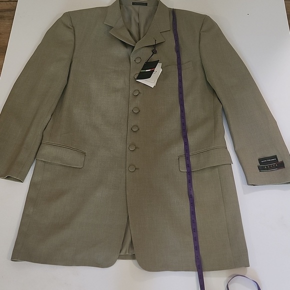 Lucci Men's Tan Suit Jacket - Picture 6 of 15